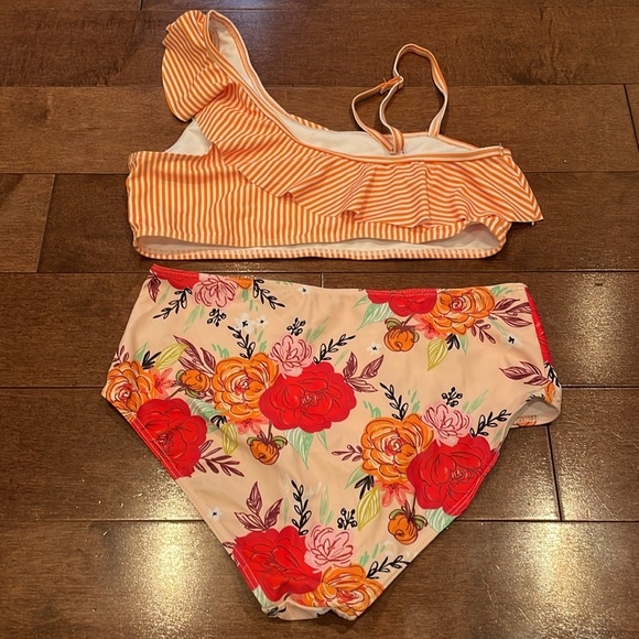 SHEIN orange floral bikini - Picture 6 of 6
